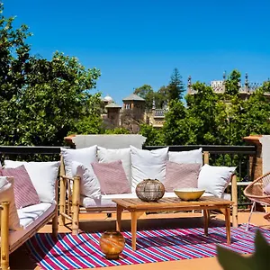 villa-alfonso-luxury-villa-in-midtown-parking.es-andalucia.com/