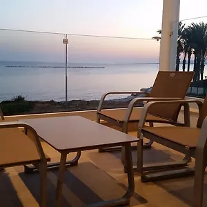 periyiali-beach-sunset-suite-a7.protaras-cy-hotels.com/